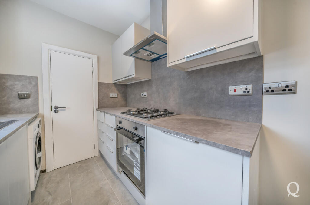 4f6e51db-877c-4f0...