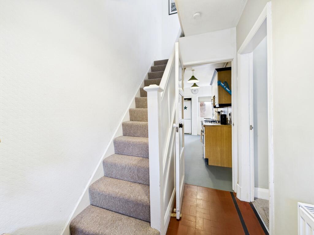 CAM05192G0-PR0177-STILL006