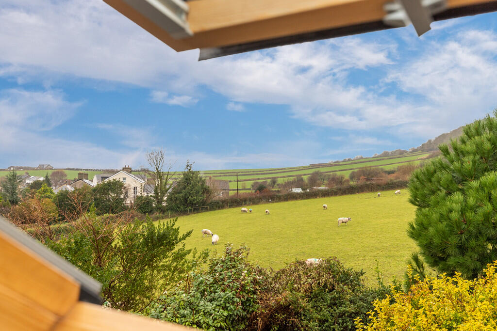 Views Toward Wart...