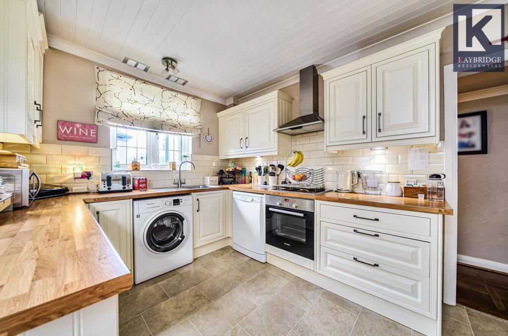 Tealing Drive, Epsom