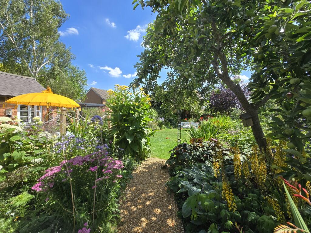GARDEN