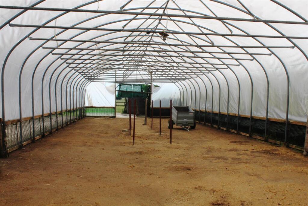 POLYTUNNEL