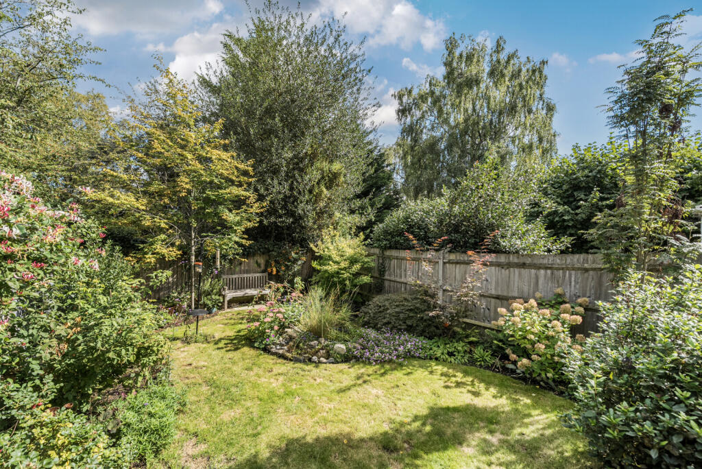 1347034-20-68baf6...