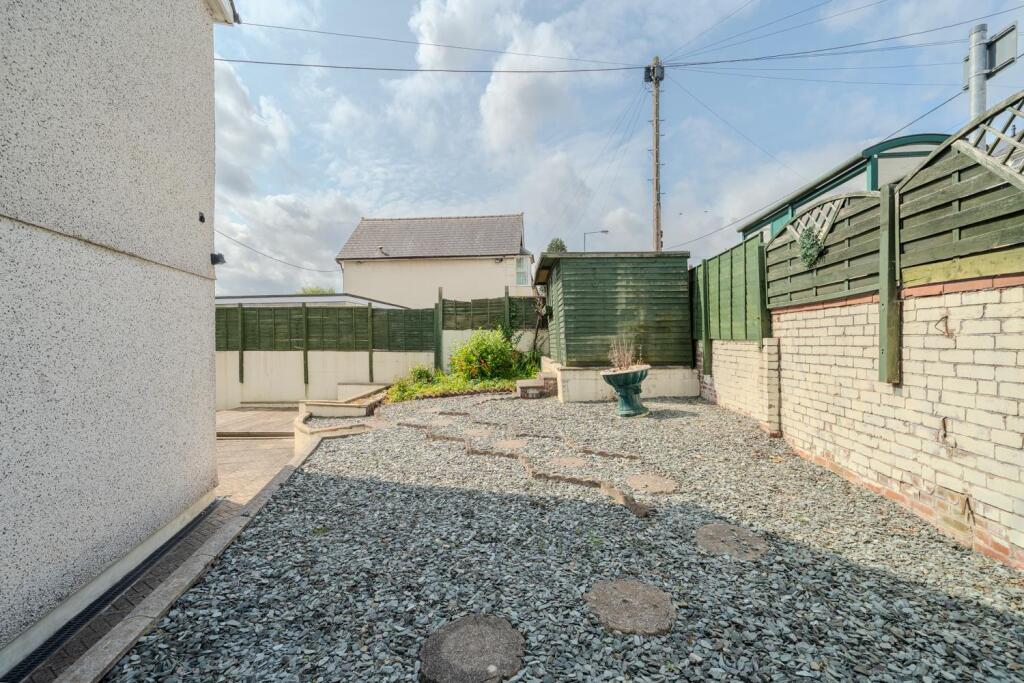 120 Sunnybank Rd-36.jpg