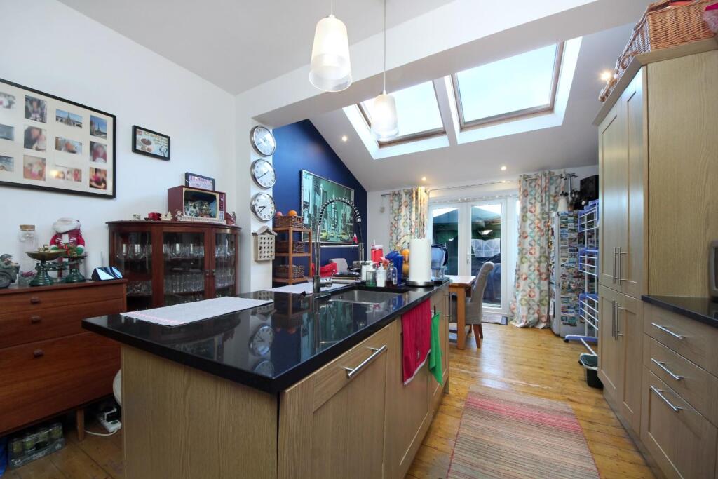 GV- 20 Northcroft rd (8).jpg