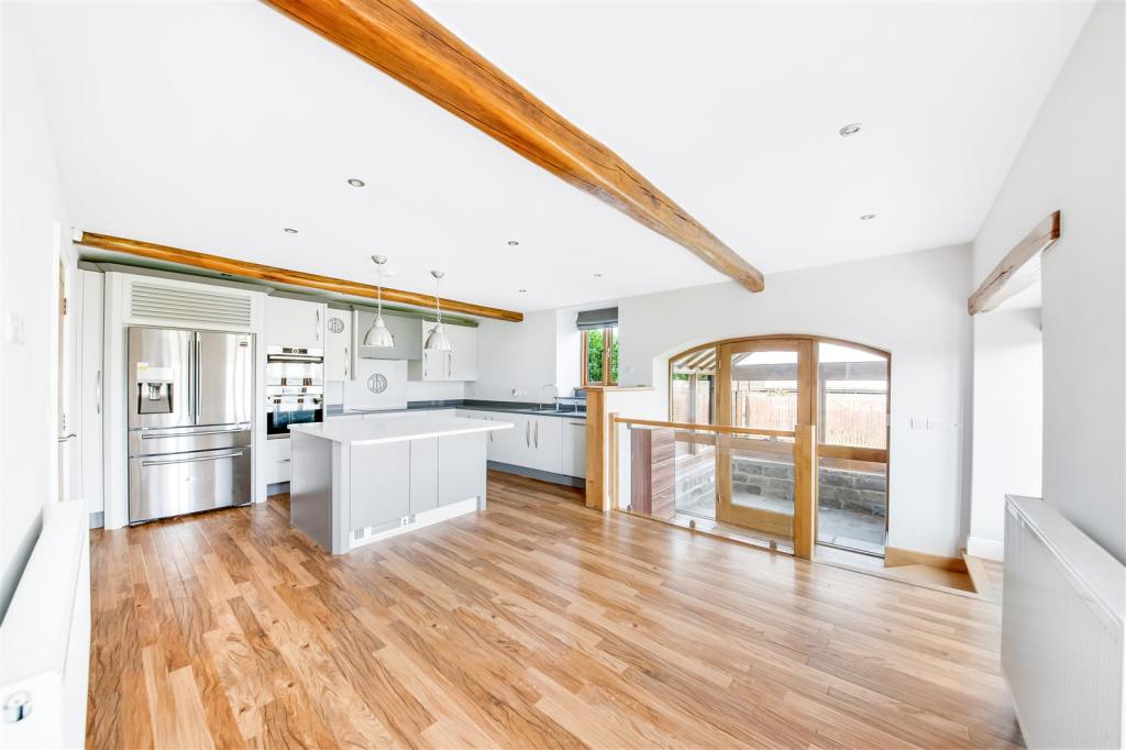 Dining/ Kitchen