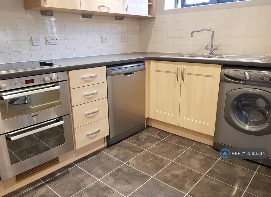 Fitted Kitchen