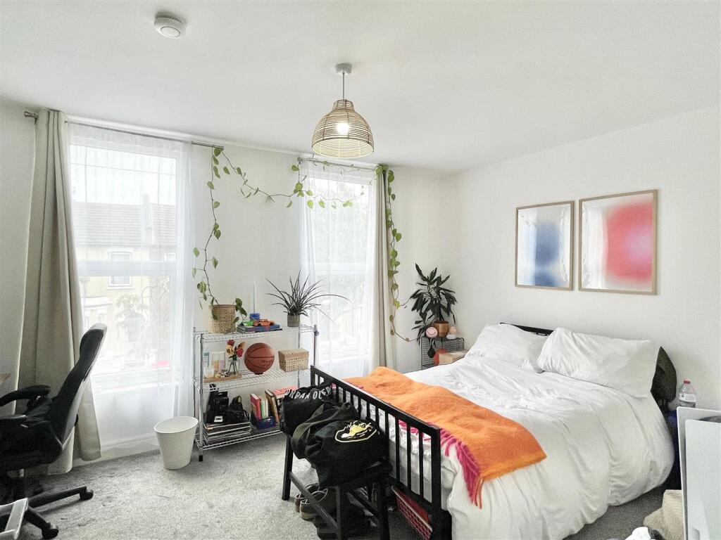 WhatsApp Image 2025-09-18 at 14.14.56 (2).jpeg