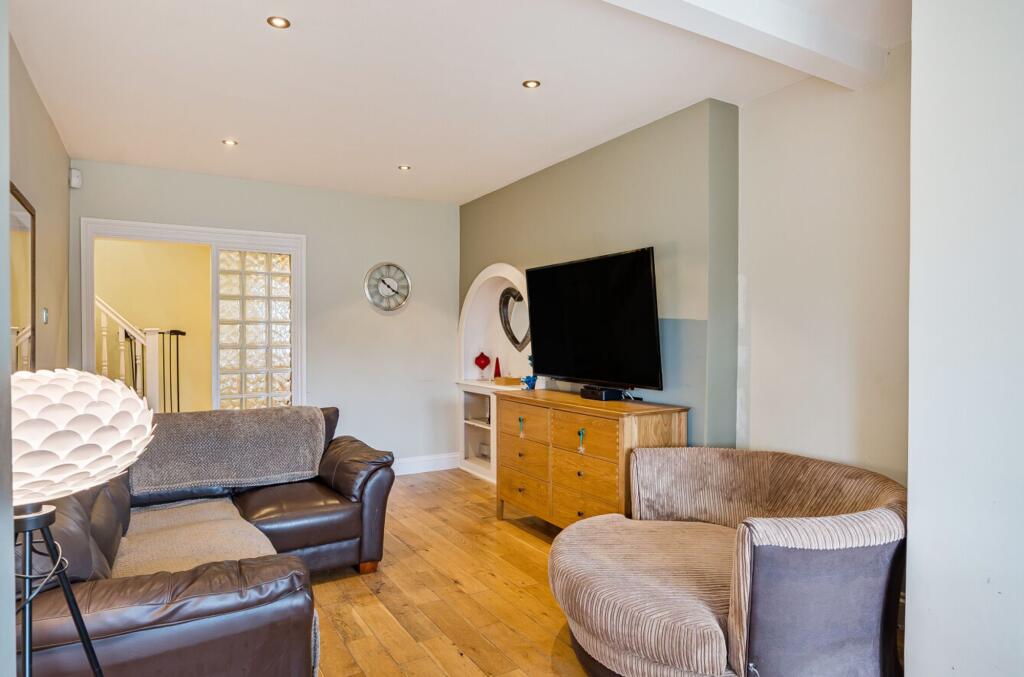 Stoneleigh Crescent, Epsom - KT19 0RP