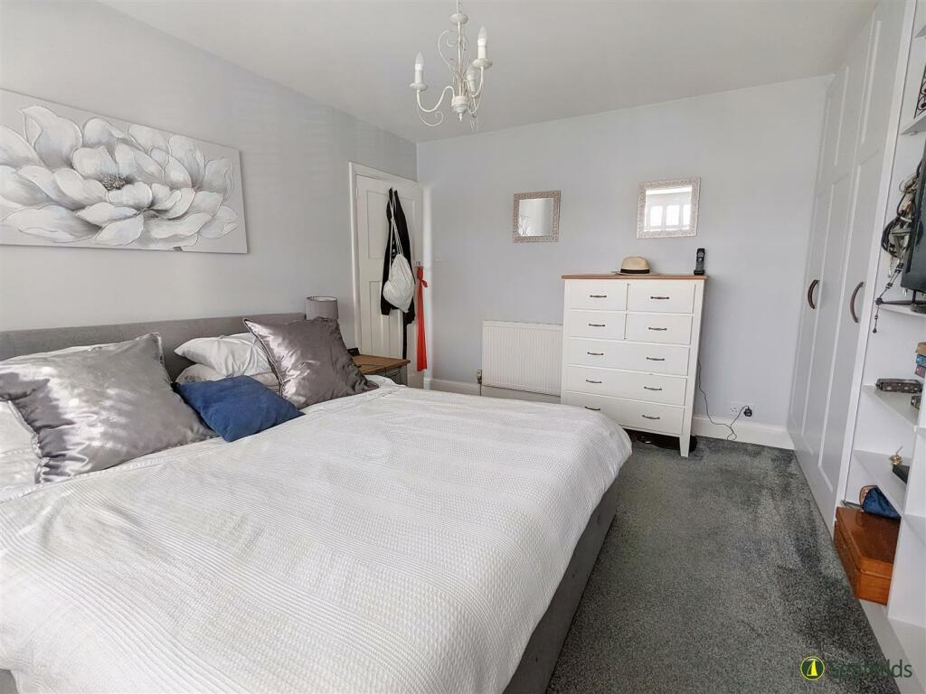 Bedroom 2.jpg