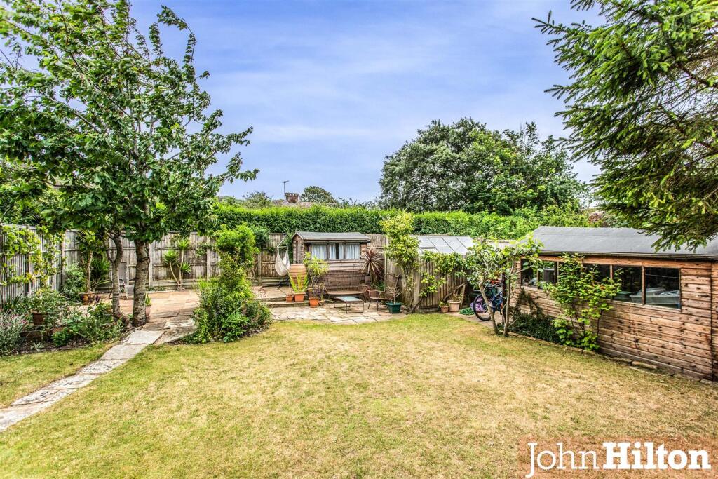 24 Gorham Avenue-8.jpg