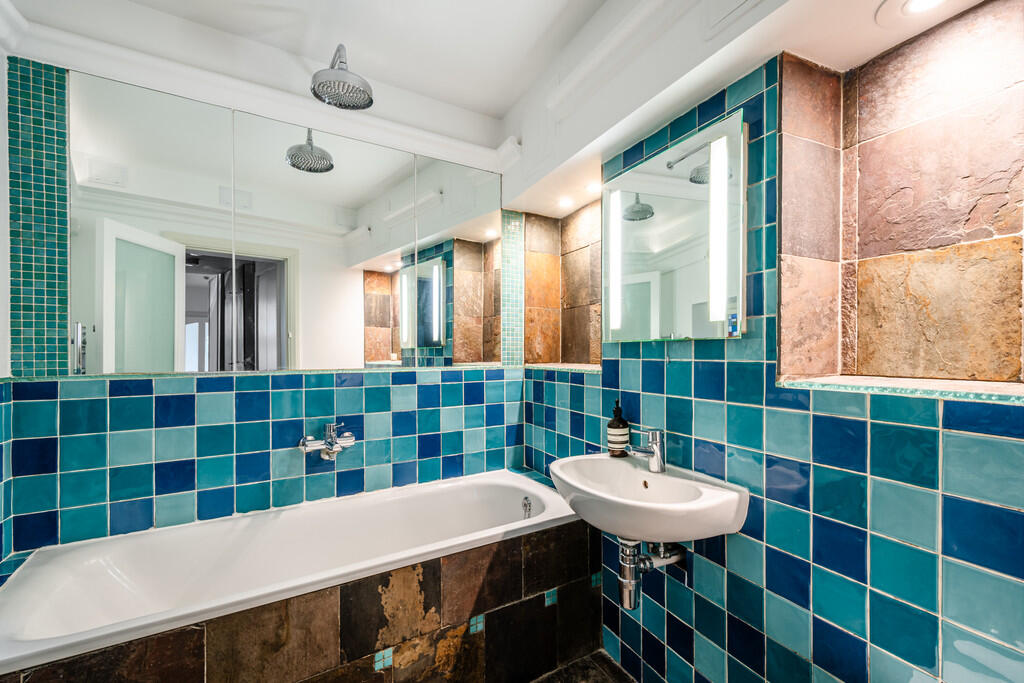 Wilton Way 95A - ...