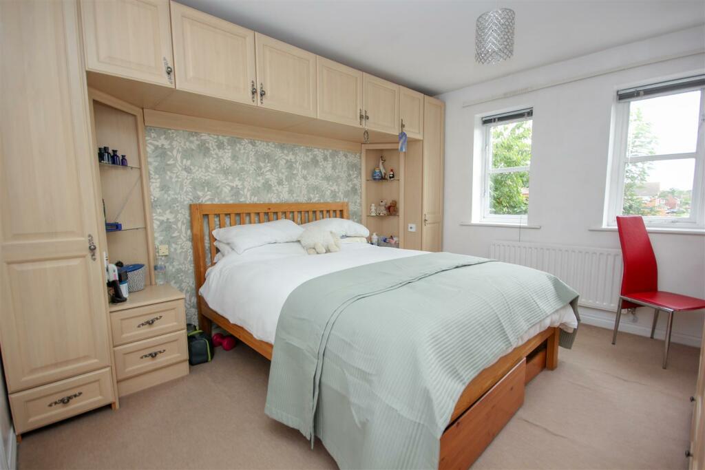 Master Bedroom 1.jpg