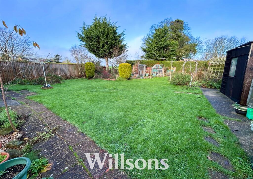 Back garden 1.jpg