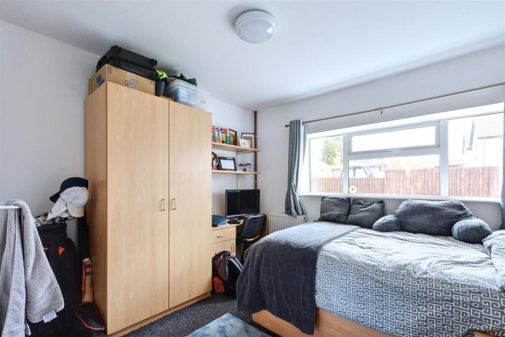 Bedroom 4.jpeg
