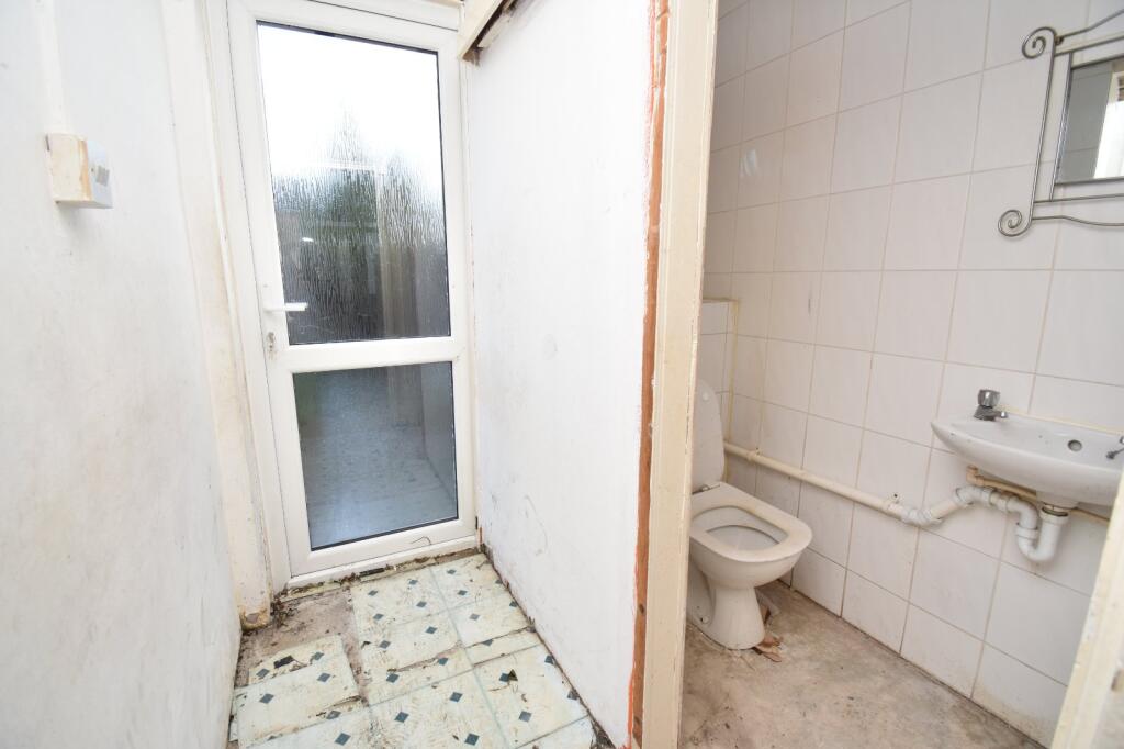 Ground Floor Wc