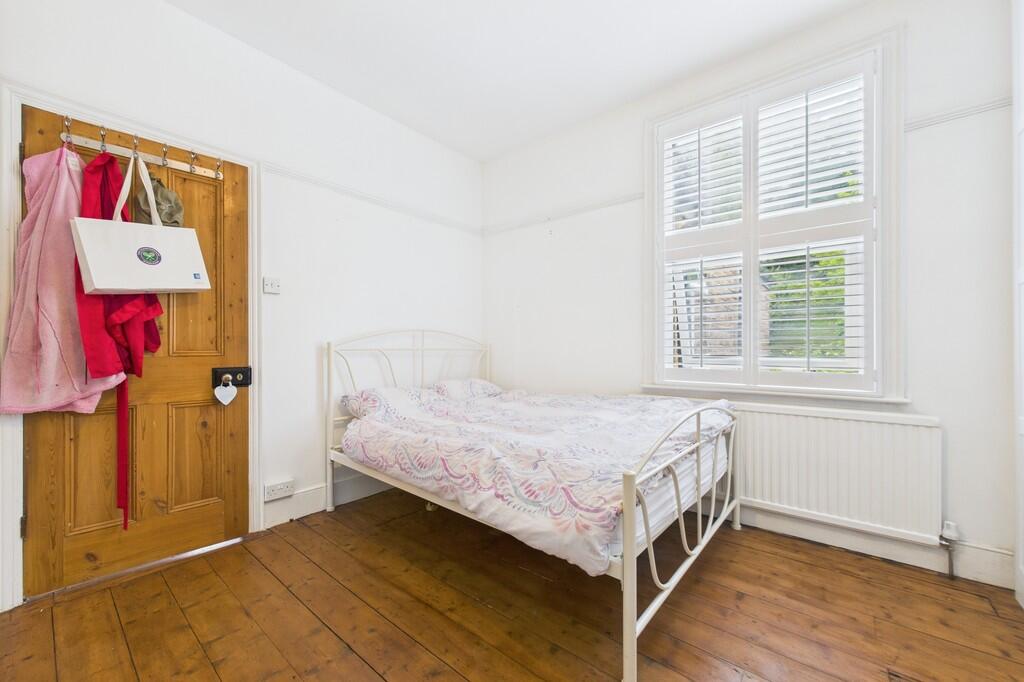 CAM01085G0-PR0610...