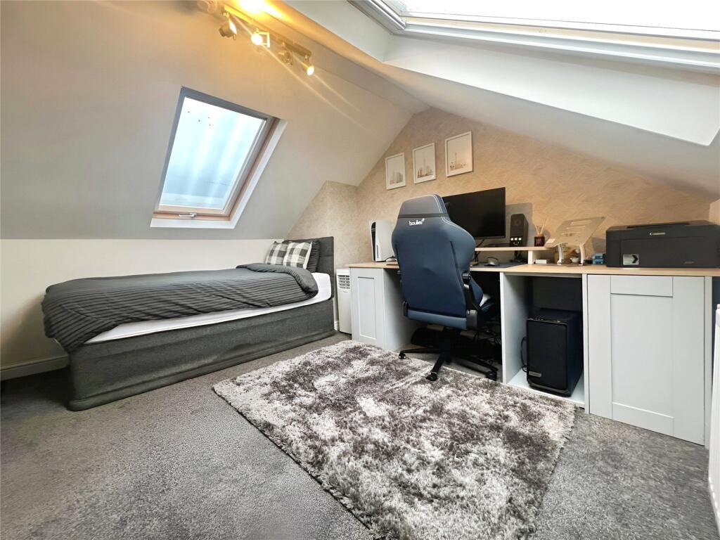 Bedroom 2 (1st)