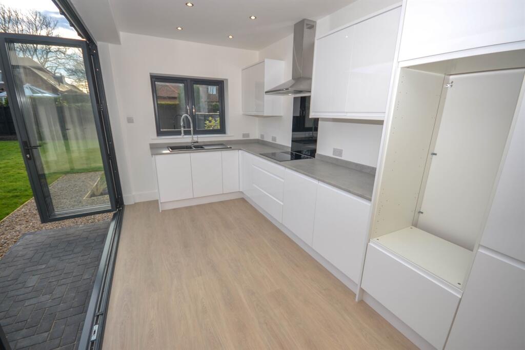 Open Plan Kitchen Lo