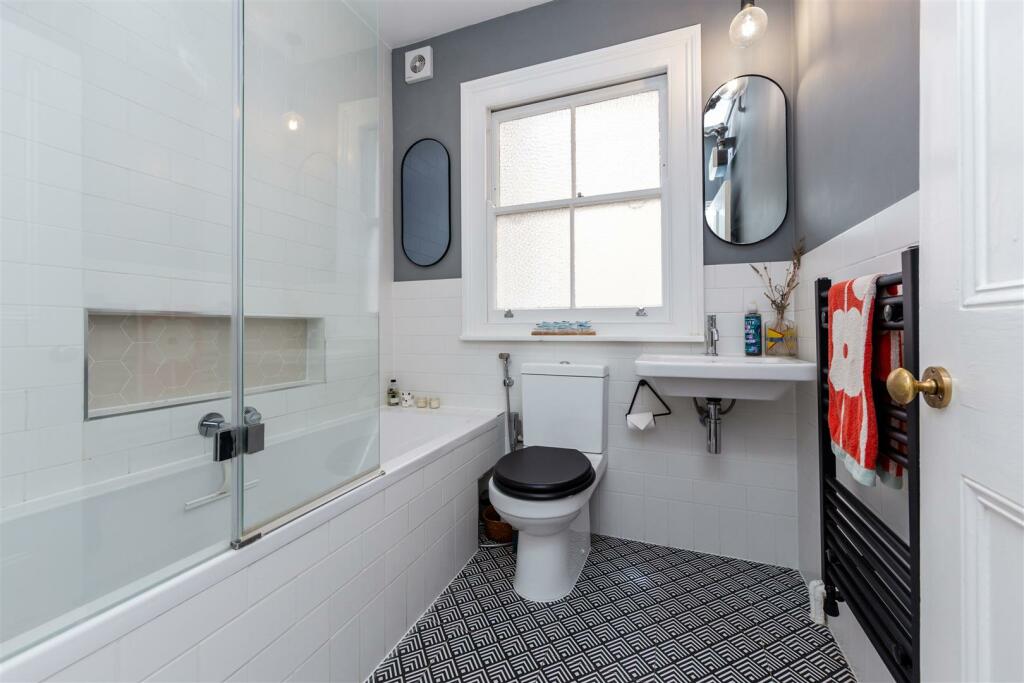 0026_116 Widdenham Road N7.jpg
