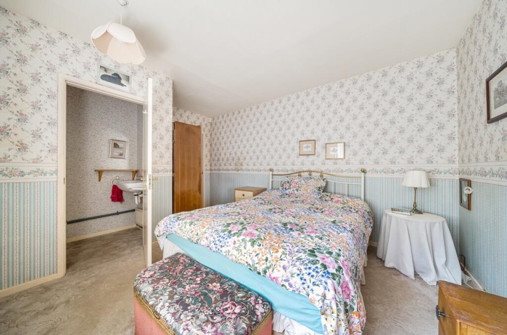 1321037-18-686d61a971180