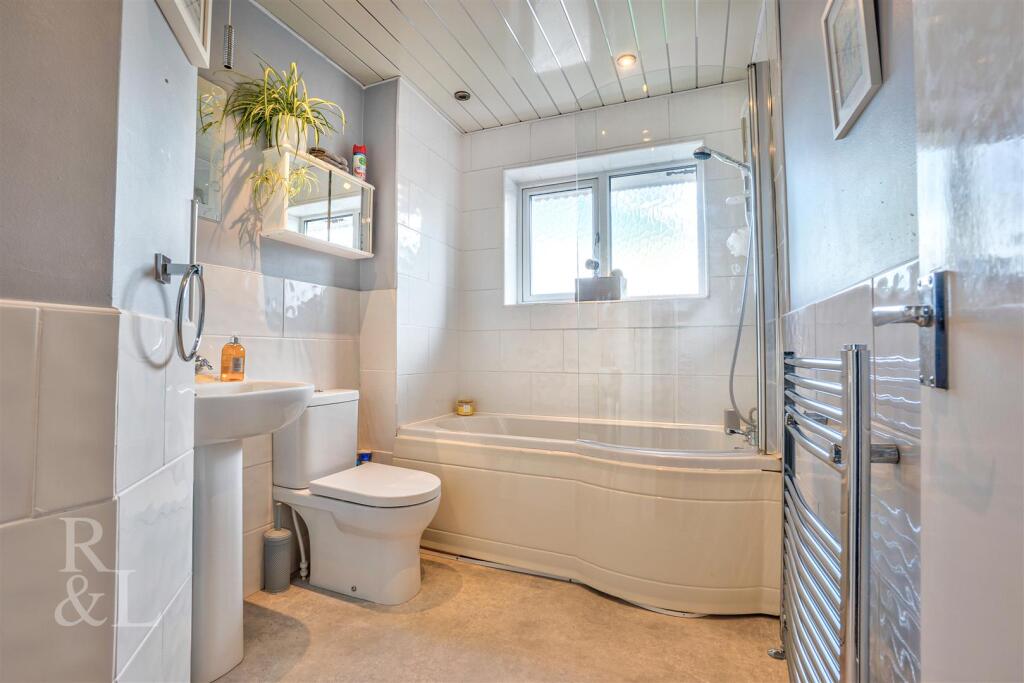 102 Lindisfarne (8).jpg