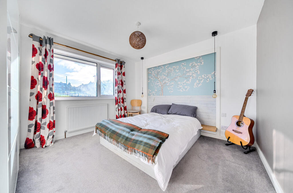 1371522-11-68fb40...