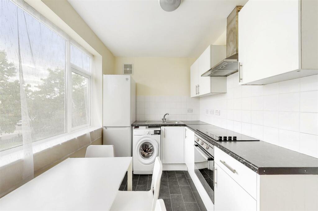 Flat 11, Vale Court - bNXZHXtEIEmzOfgI2VwC.jpg