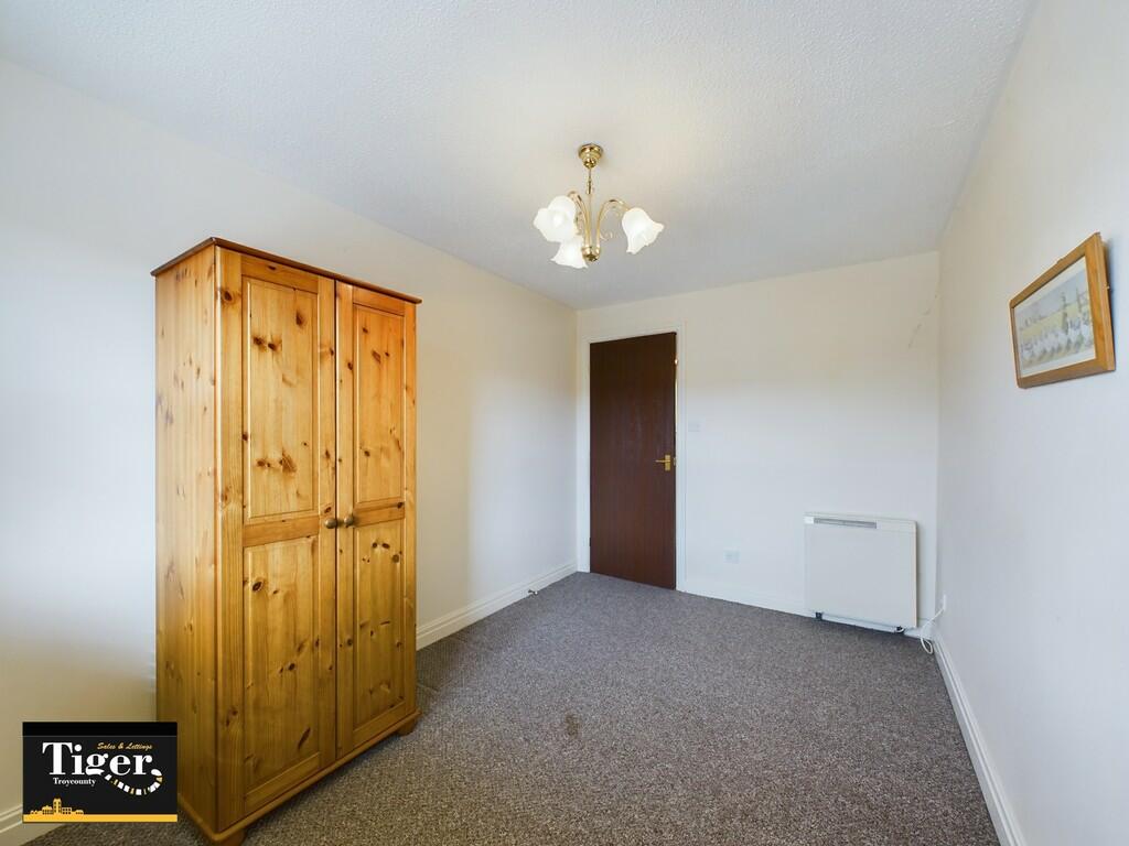 CAM02176G0-PR0189...