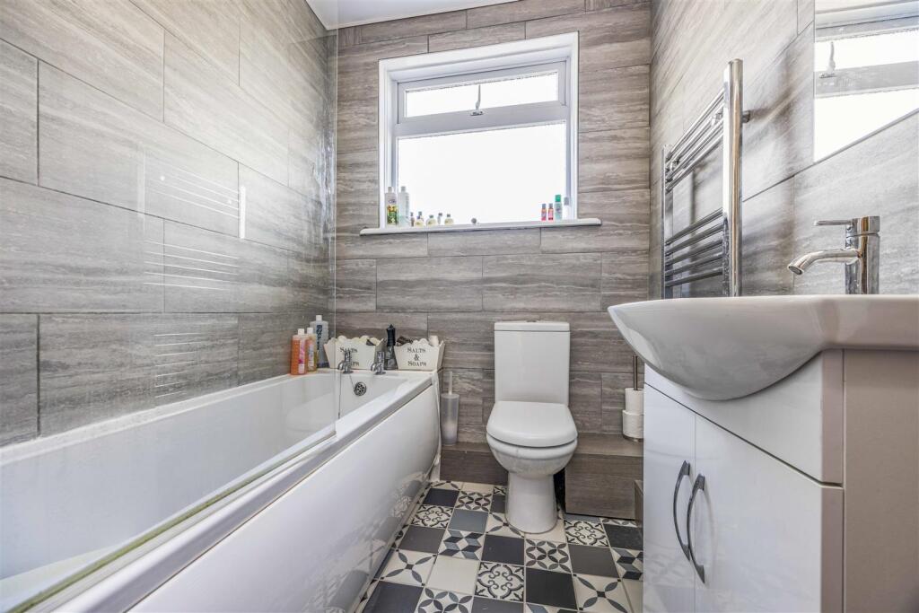 269 Highbury Grove, Cosham-Small-PorticoMarketing-