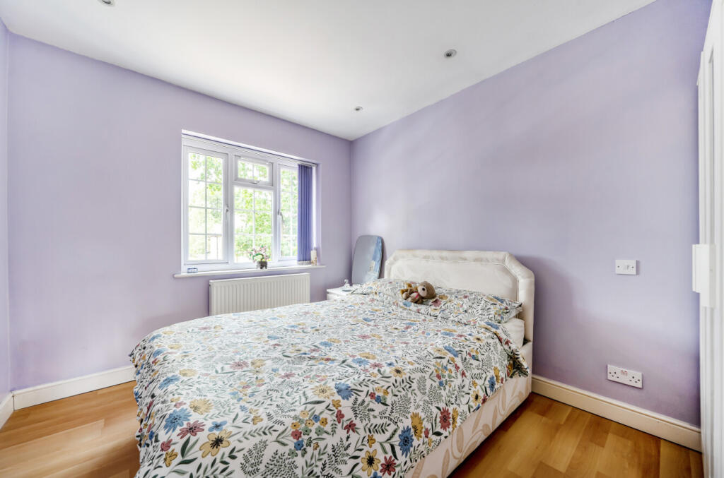 1323719-18-687636...