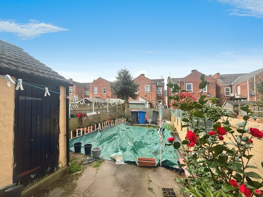 a4cd81df-WhatsApp...