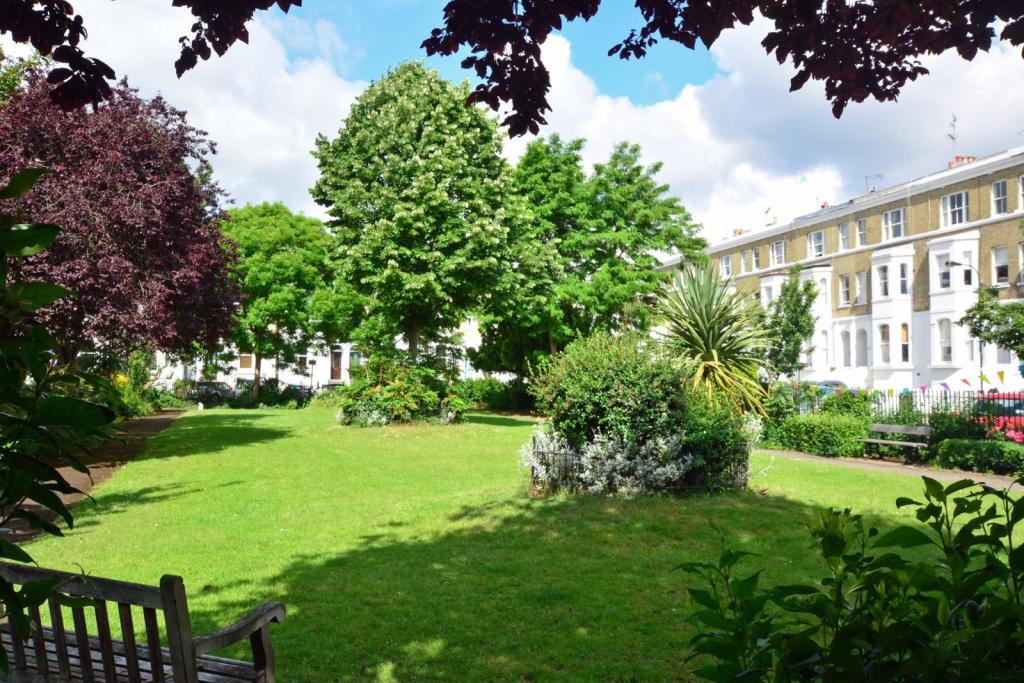 Communal Garden Square