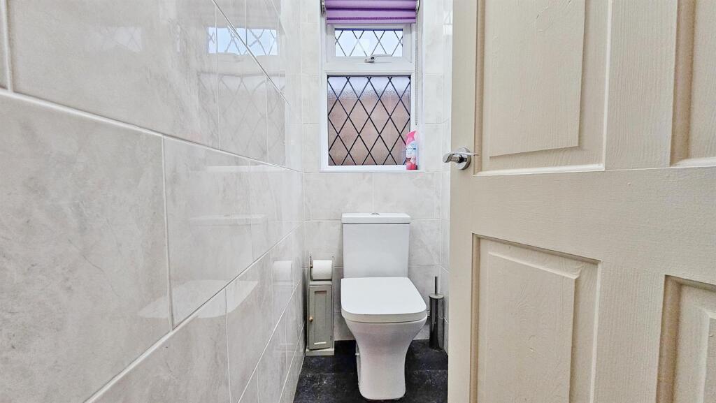 Separate WC