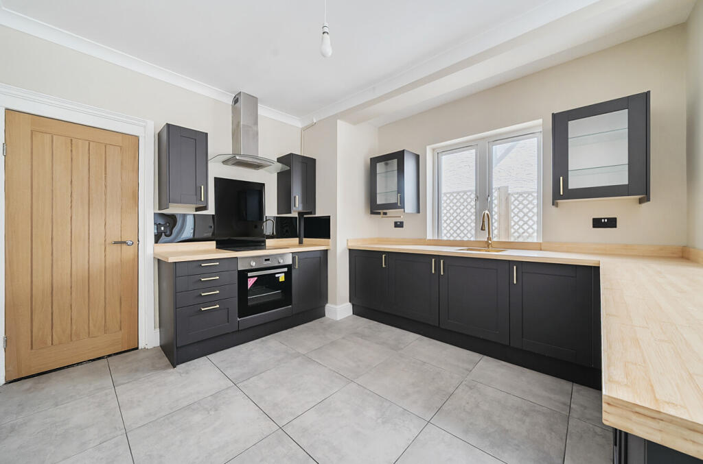 1339604-12-689a35...