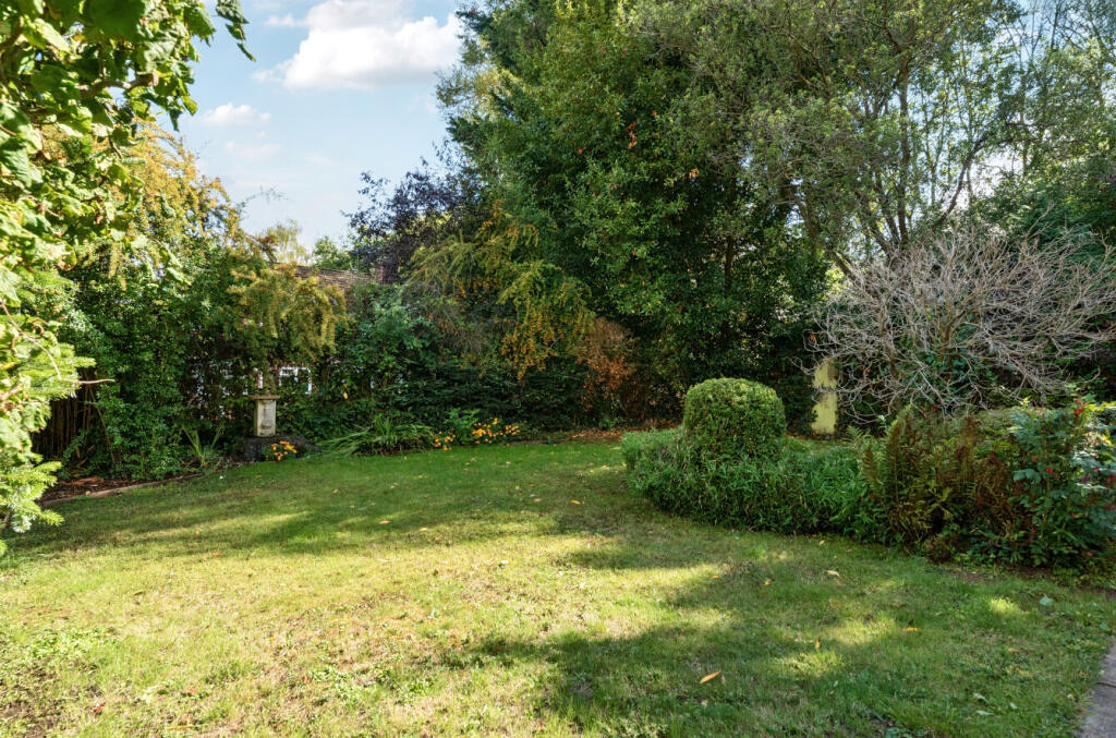 1349302-5-68b9c69...