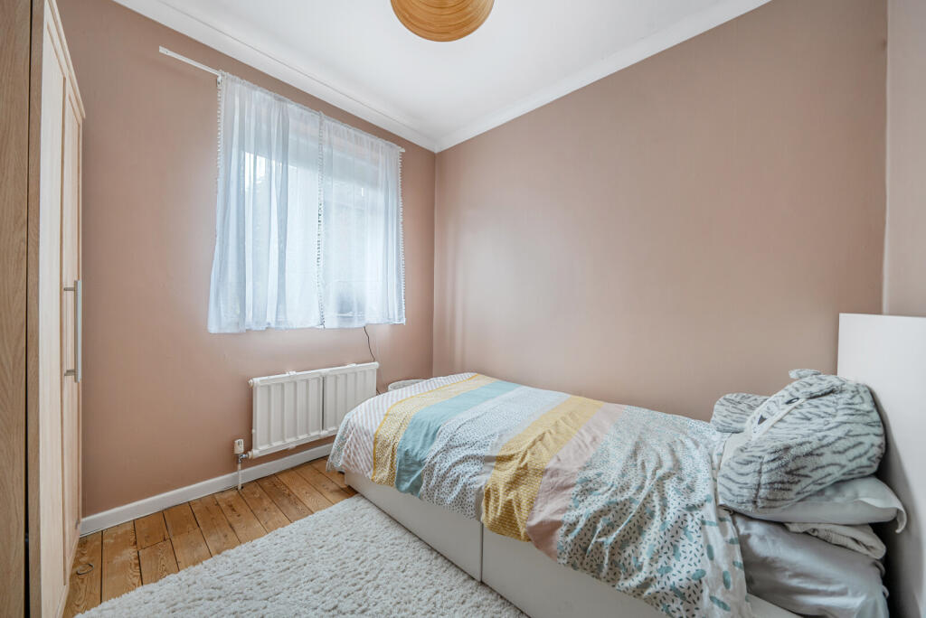 1345607-4-68b18b2...