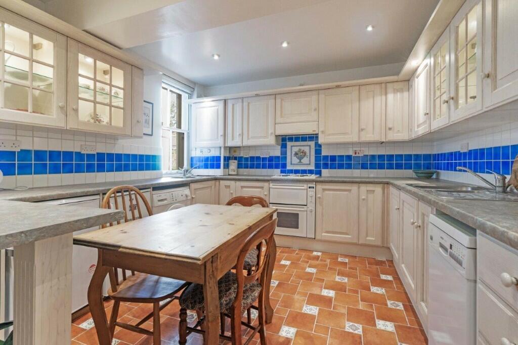 Kitchen/breakfast