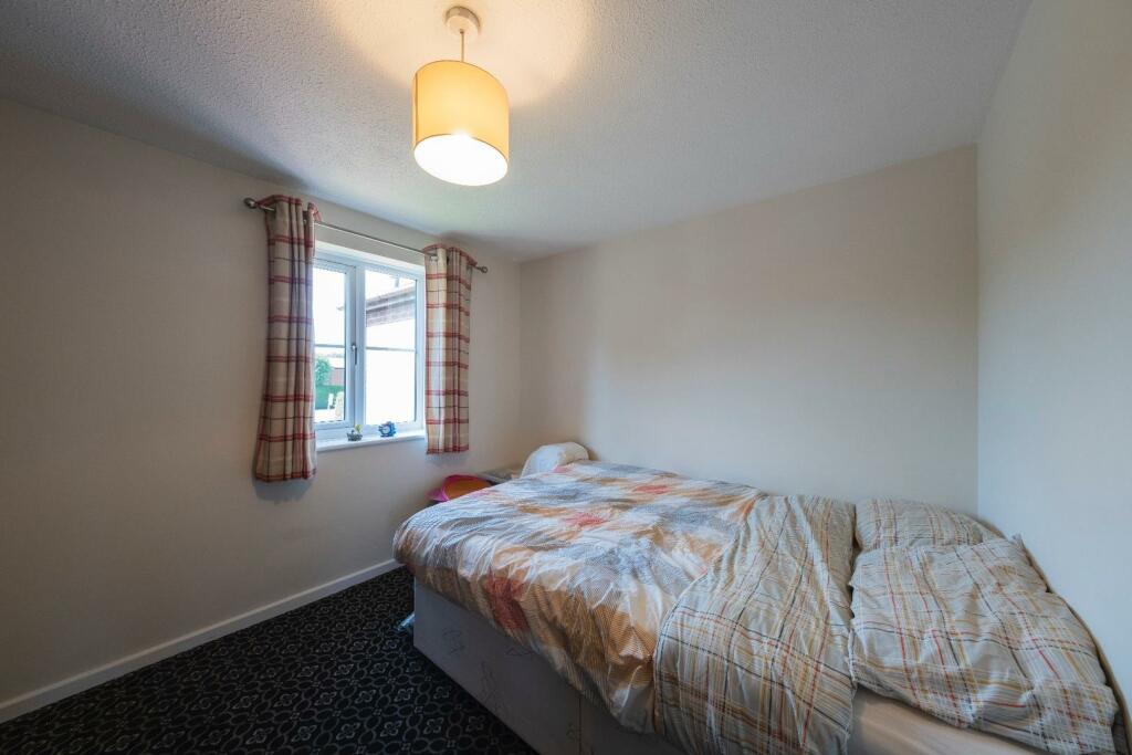 8 Ardens Meadow-015.JPG