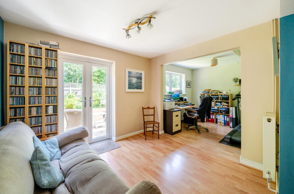 1310463-17-6851a7...