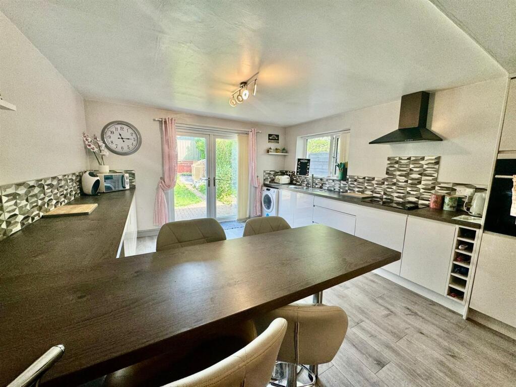 PHOTO-2025-05-08-13-31-43 1.jpg