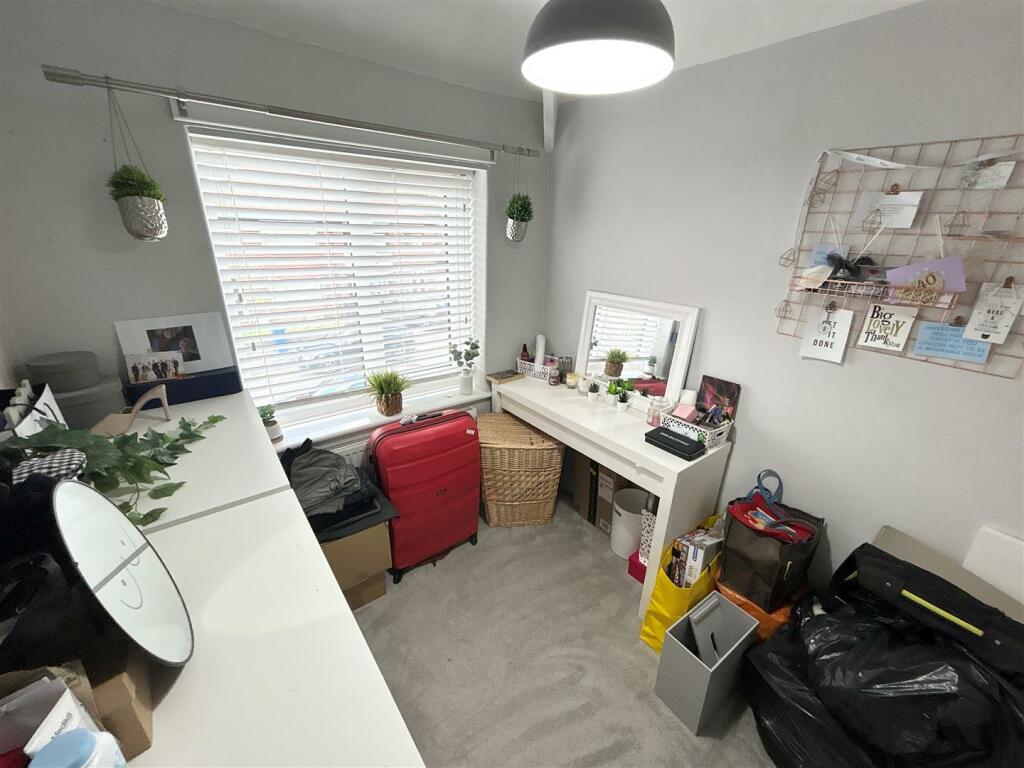 Bedroom 3.jpg