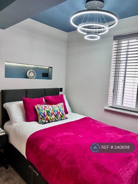 En-Suite Room 2