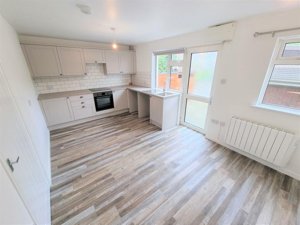 Kitchen / Diner
