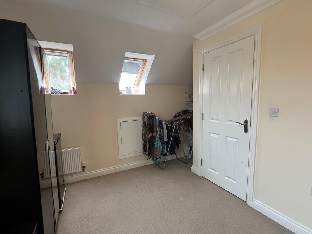 bedroom 2.1