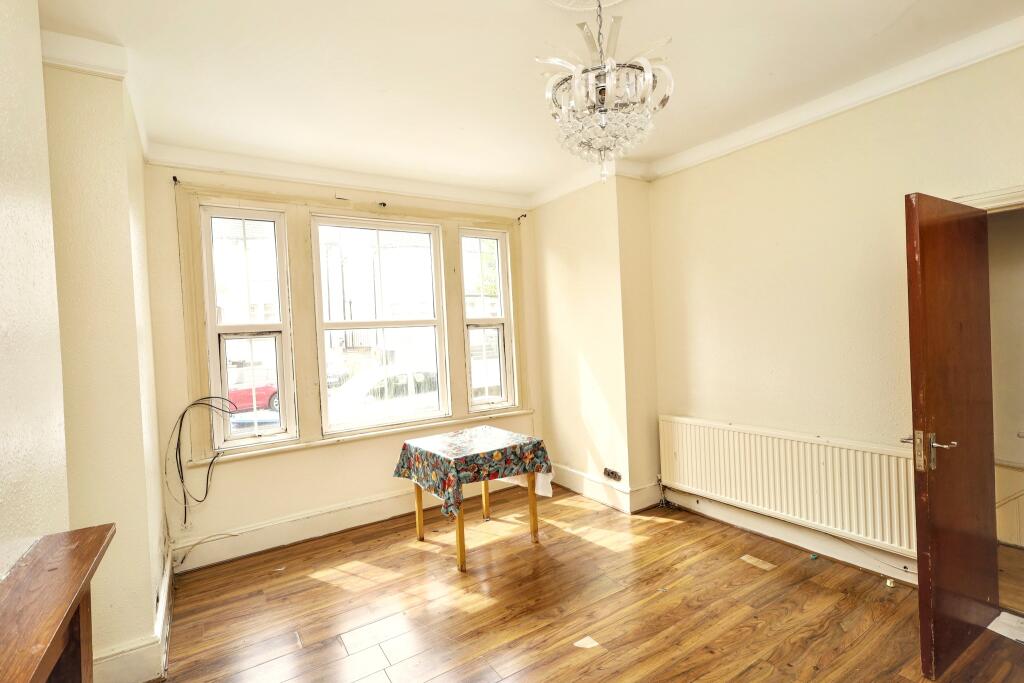 Flat A &amp; Flat B, 109 Tottenhall Road, Palmers Green, London N13 6JA