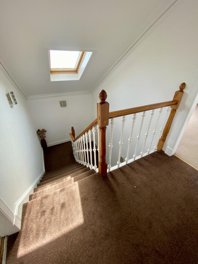 Upper landing