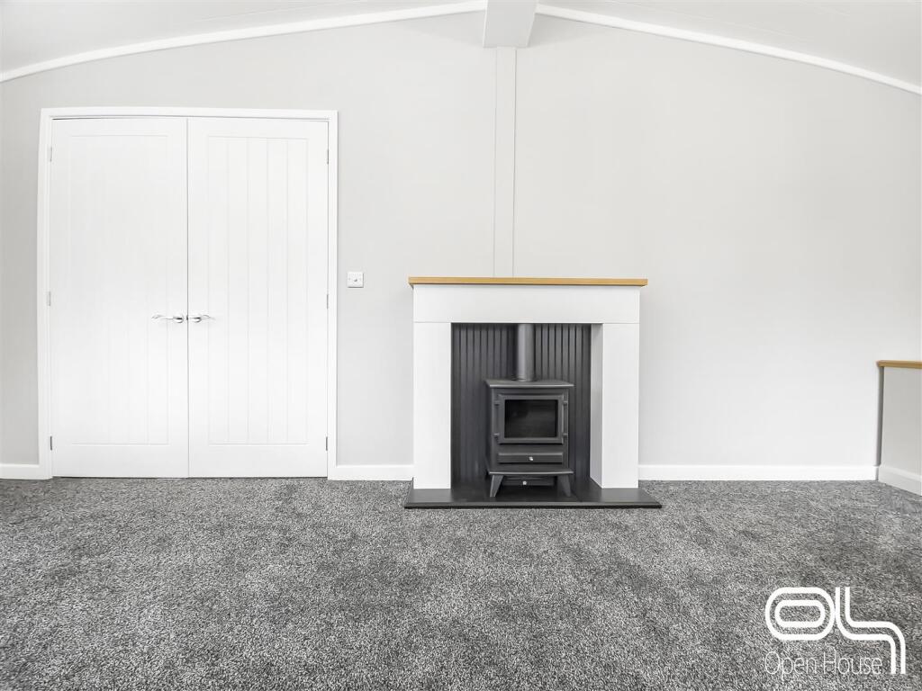 Whitney Park (4).jpg