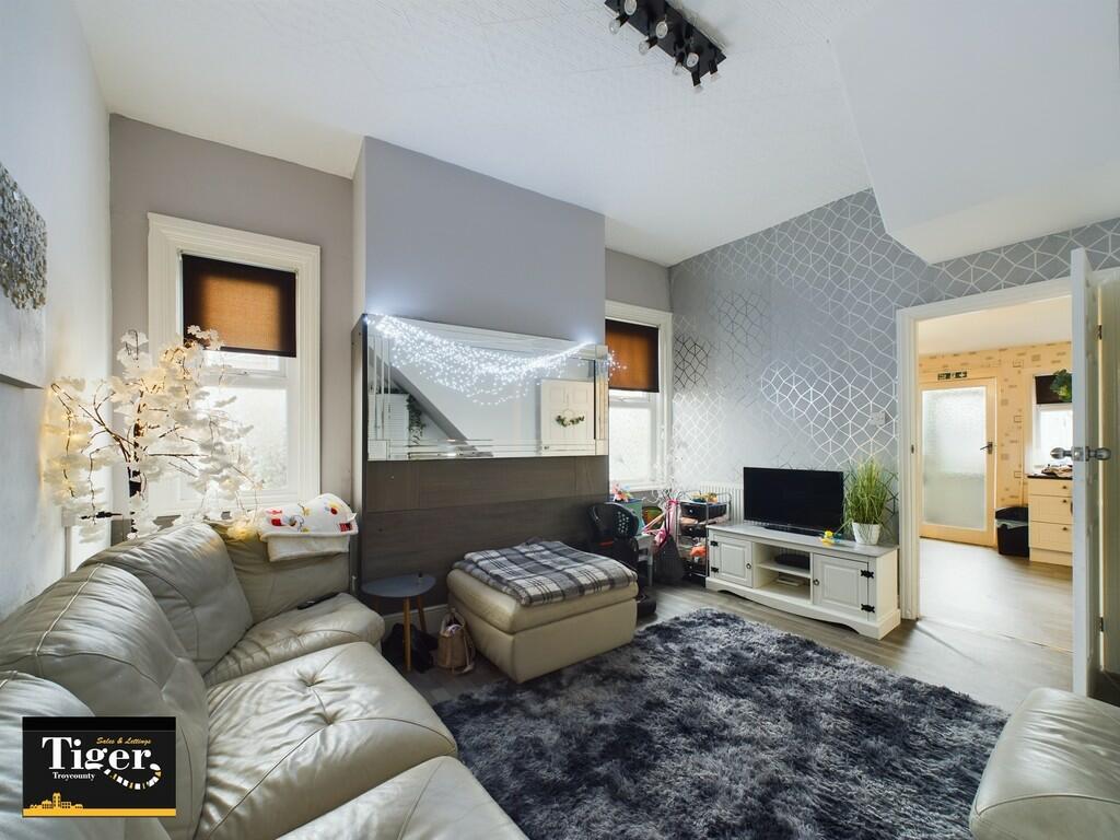 CAM02176G0-PR0248...