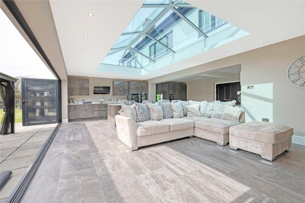 Kitchen/Family Room